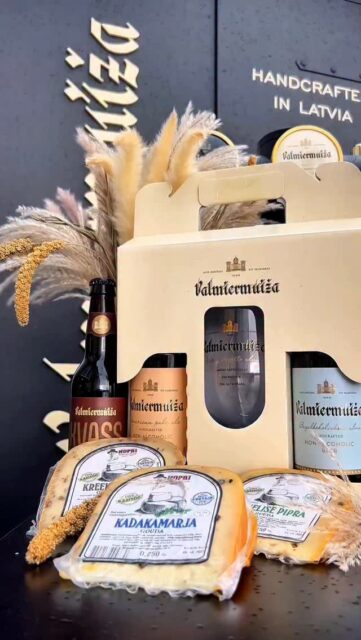 🎉 LOOS 🎉

Soovid võita endale või sõpradele ühe eriti maitsva gurmeepaki? 😉✨

Üks õnnelik võidab:
🍺 @valmiermuiza.pruulikoda kinkekomplekti (kaks alkoholivaba õlut ja eksklusiivne klaas)
🔥 Valmiermuiža kalja
🧀 Kolm @nopritalu juustu, mis sobivad ideaalselt Valmiermuiža jookidega: kadakamarja, rohelise pipra ja kreeka pähkliga

Loosis osalemiseks: 1️⃣ Jälgi meid Instagramis 2️⃣ Märgi kommentaaridesse sõber, kellega seda auhinda koos naudiksid

Võitja kuulutame välja 17.08.2025!

Head loosiõnne! 💫

#loos #giveaway #võida #kingitus #loosimine #valmiermuiža #nopri